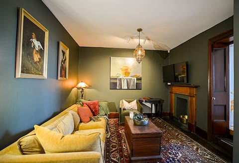 Popular Airbnb listing: The Headmaster’s House in Launceston