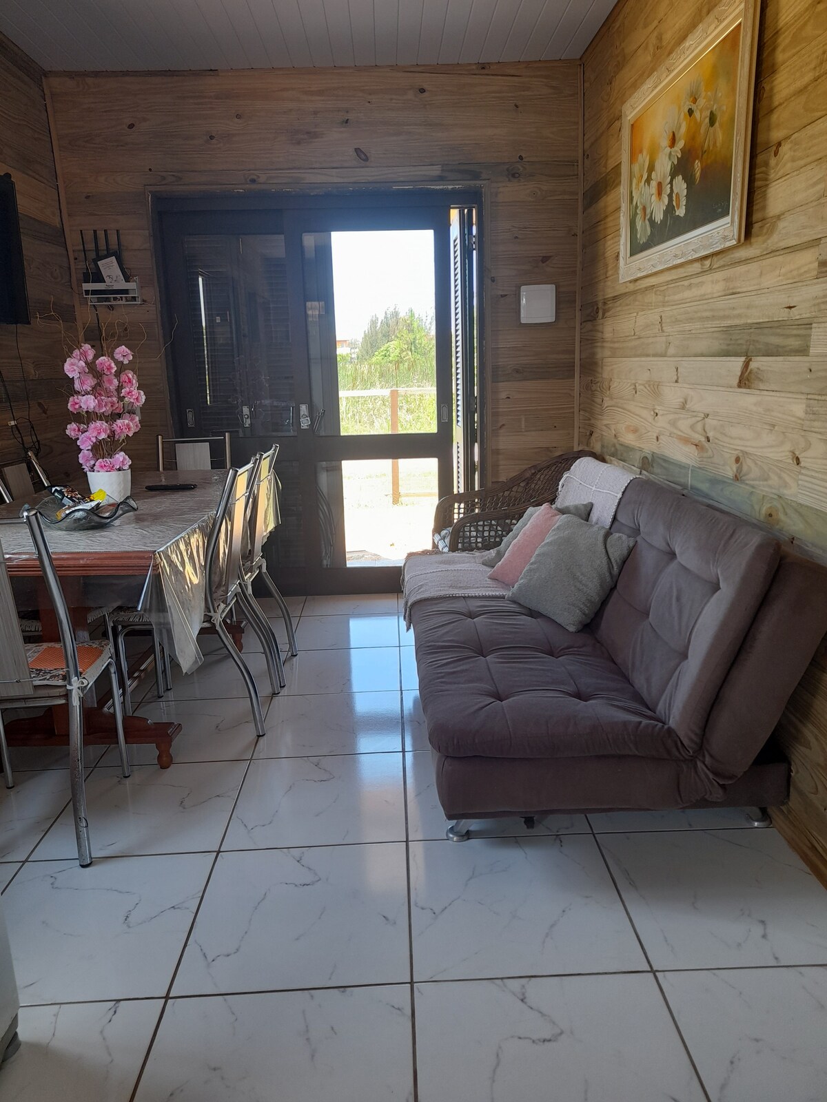 Top Airbnb: Summer house, 500 meters from the sea! em Passo De Torres