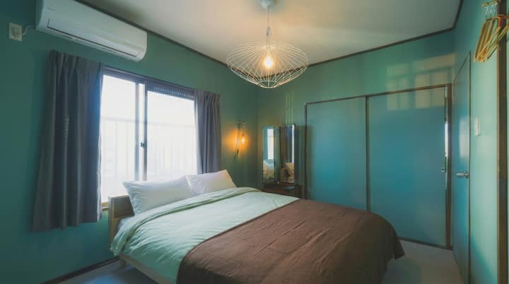 春夏向けの季節寝具。
暖かい季節向けの、より軽量で快適な寝具。