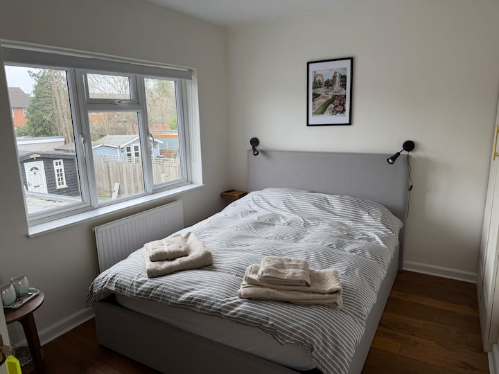 The Bushey Hideaway - Watford