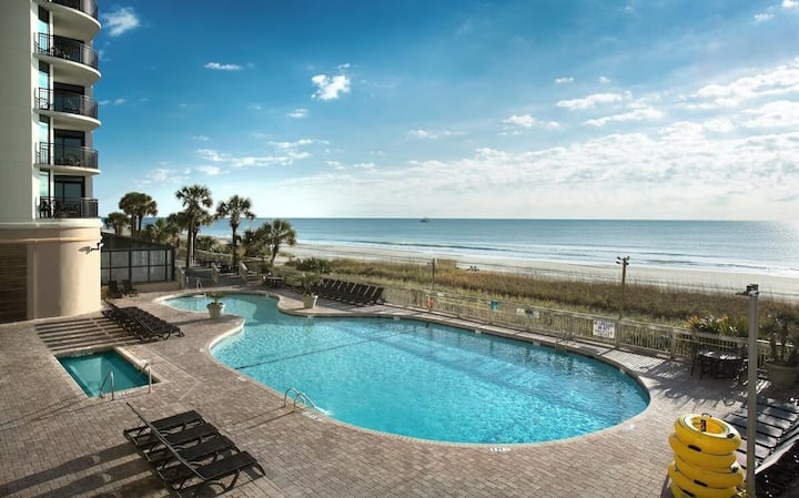3 Shoreline Oceanfront Rooms | Pool & Hot Tub - Myrtle Beach, SC