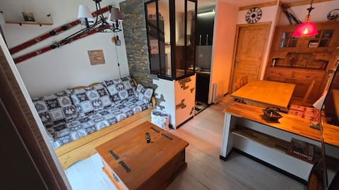 Annonce Airbnb populaire: Charming 28 m2 apartment at the foot of the slopes à Barèges