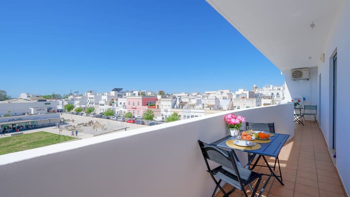 Plein Centre, Parking, Piscine Et Vue Mer. - Olhão