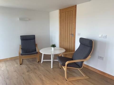 Successful Airbnb property: Mountain view self-contained guest room and deck in Bracadale