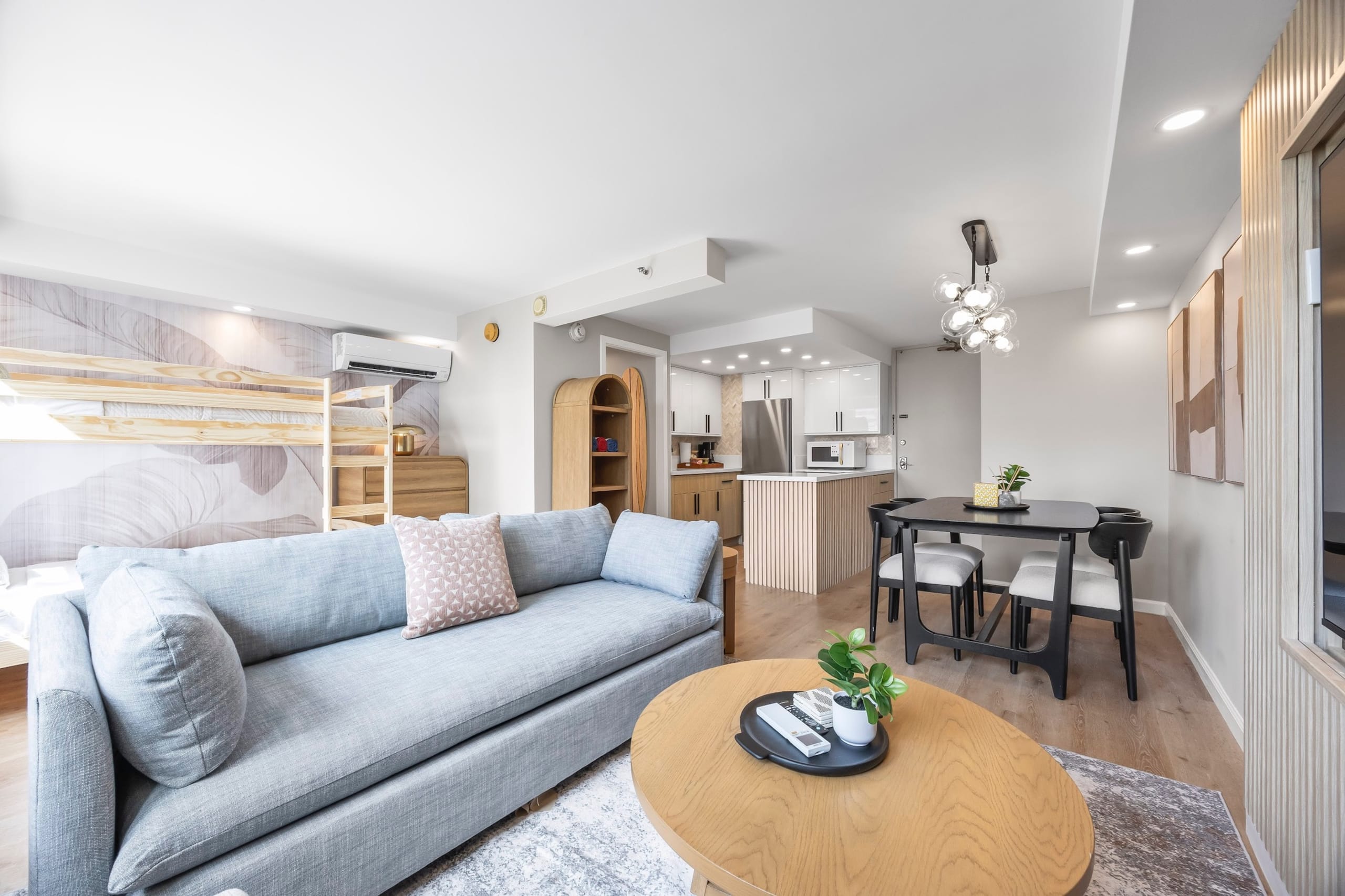 Stunning Tropical 1BR-Central Waikiki-Near Beach! - Image 10