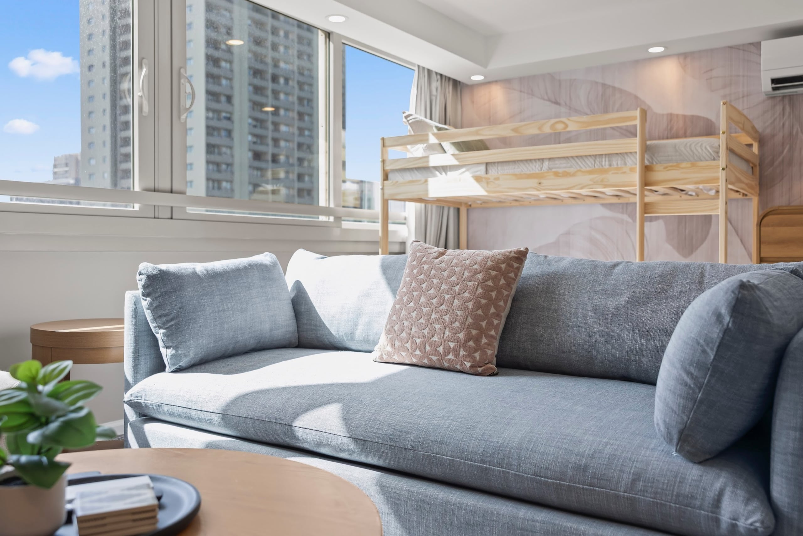 Stunning Tropical 1BR-Central Waikiki-Near Beach! - Image 11