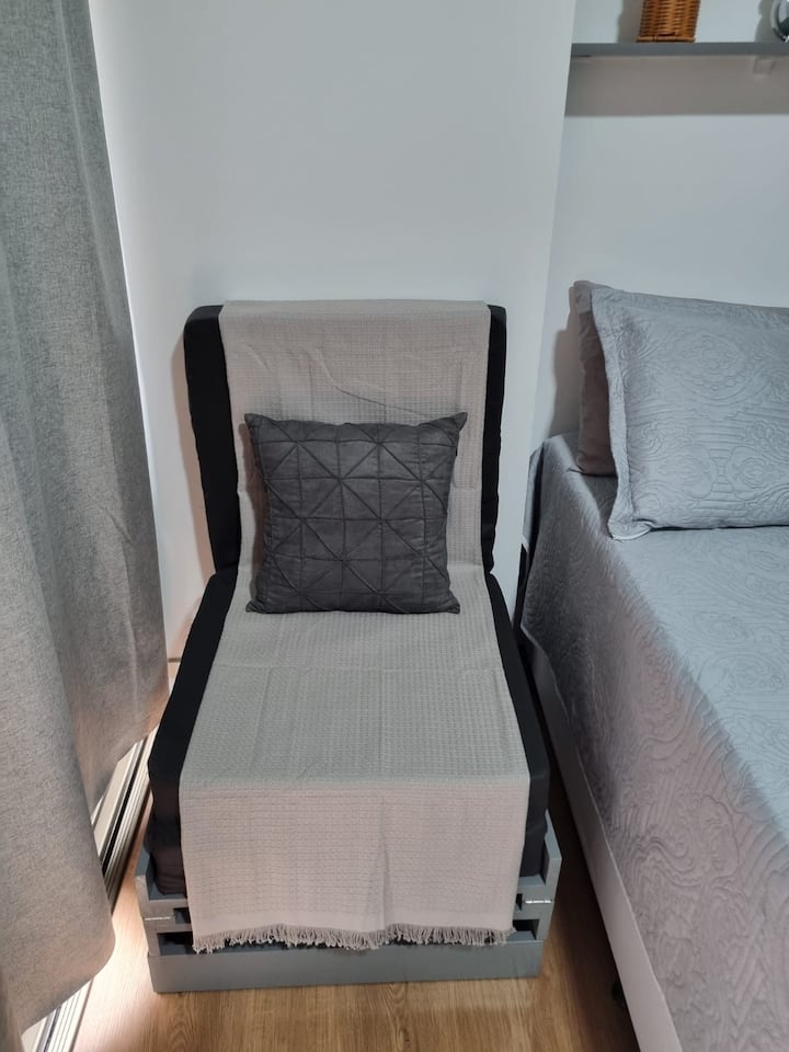 Studio Na Barra: Conforto, 5g E óTima Localização - Barra