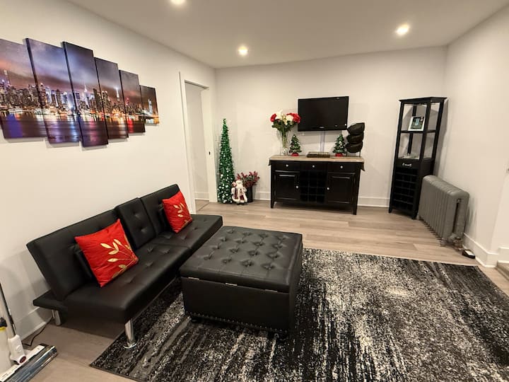 Spacious 2br Garden Suite Apartment - Hoboken, NJ