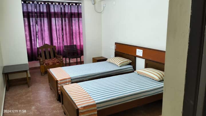 Common Man’s Stay | Simple & Safe - Madurai