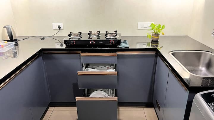 Independent Ac Service Apartment Kakkanad Infprk - Kochi