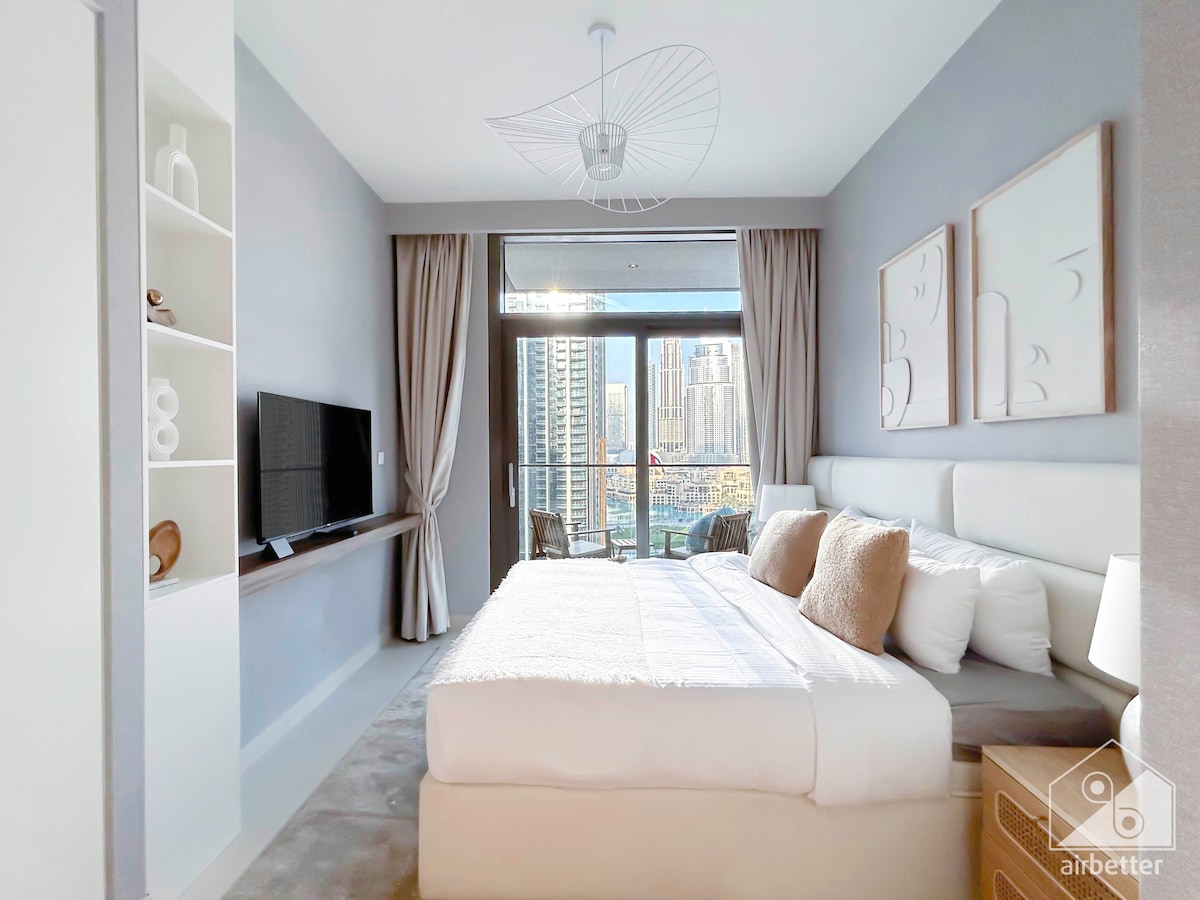 4 Bedroom Furnished Apartment | Burj Crown 2