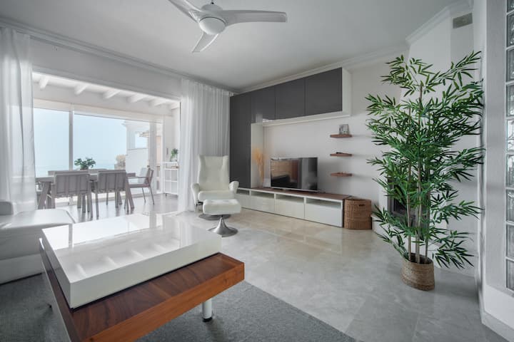 House With Stunning Sea View’s In Torreblanca - Benalmádena