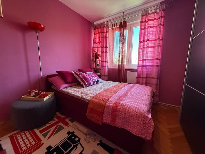 غرفة النوم 2