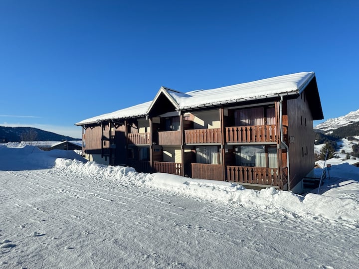 Studio 5 Personnes 3oo M Des Pistes Espace Diamant - Ugine