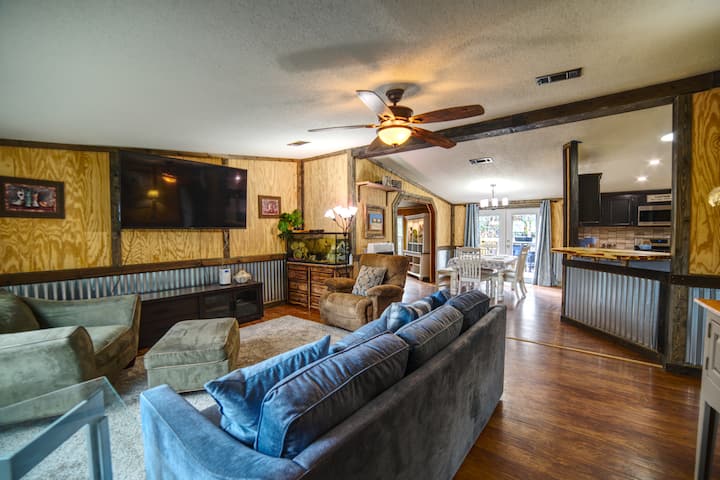 The Lily Patch Country Cottage - Summerville, GA