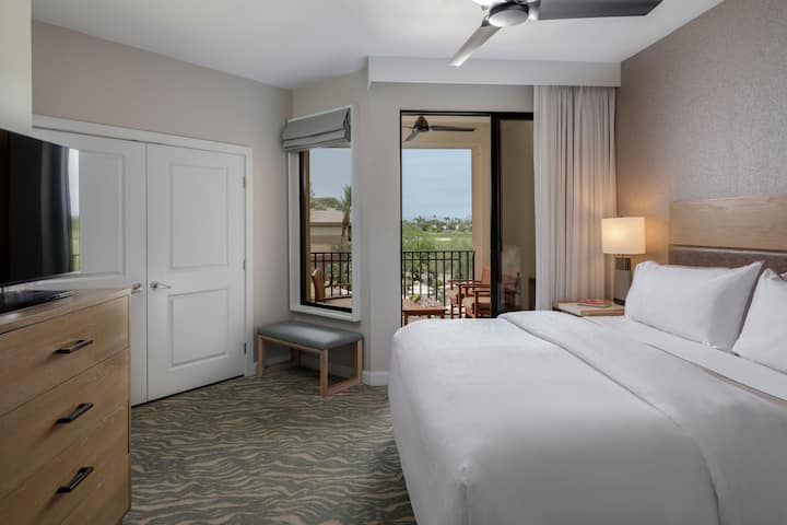 Lado 2 de la villa cerrada