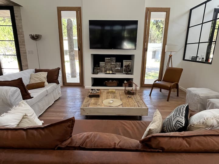 მისაღები სივრცე