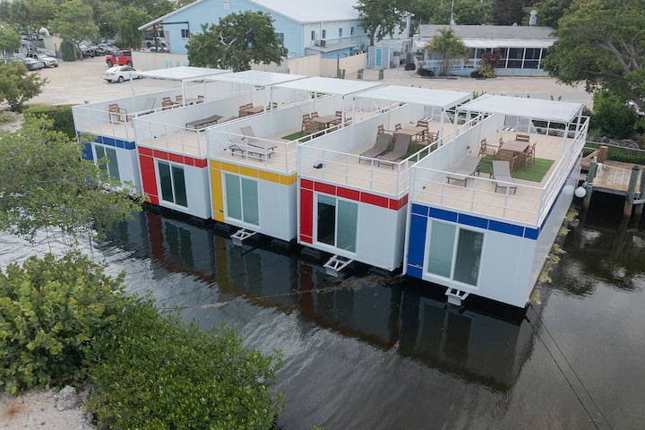 Overwater Bungalow In Tranquil Largo Sound, Fl - Key Largo, FL