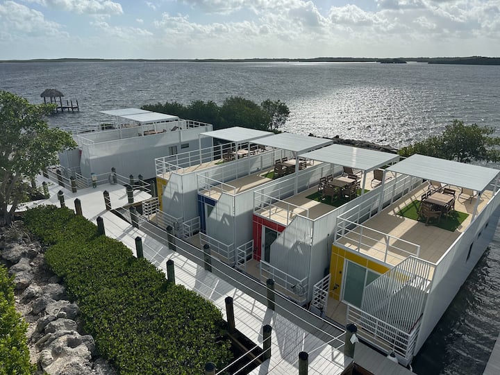 Overwater Bungalow In Largo Sound In Key Largo, Fl - Key Largo, FL