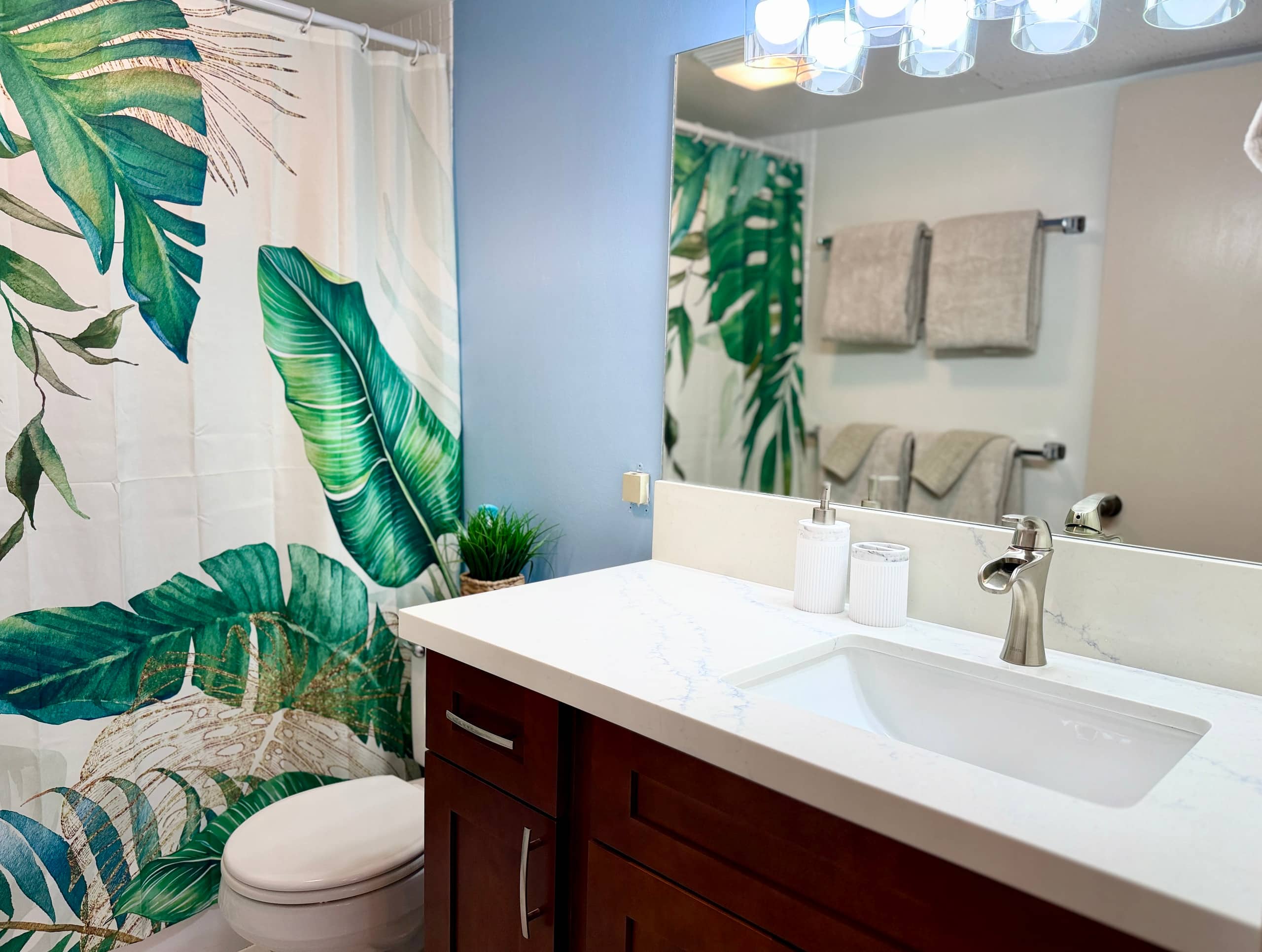 Honolulu Ocean View Condo w/ Free Parking - Image 36