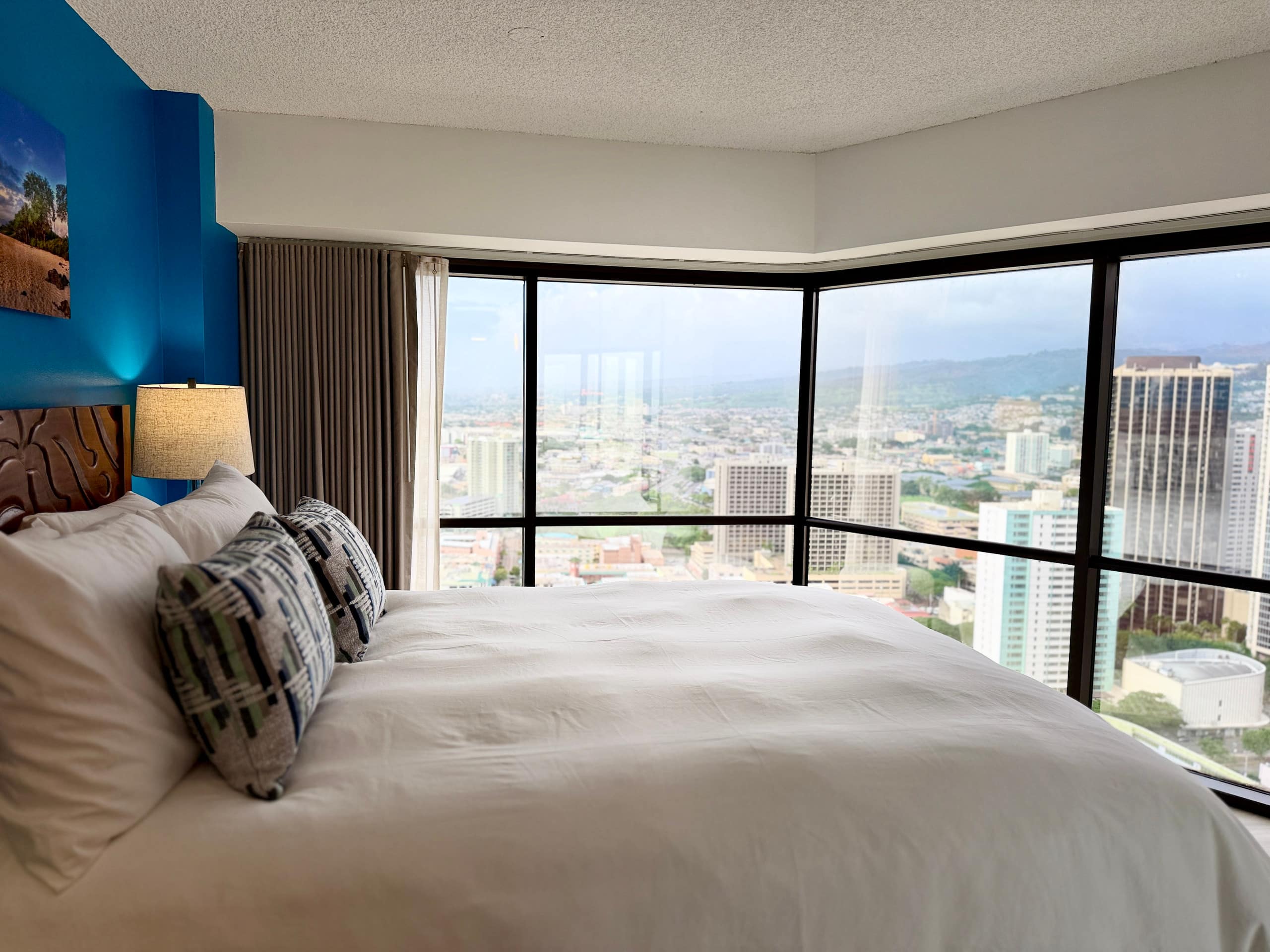 Honolulu Ocean View Condo w/ Free Parking - Image 24