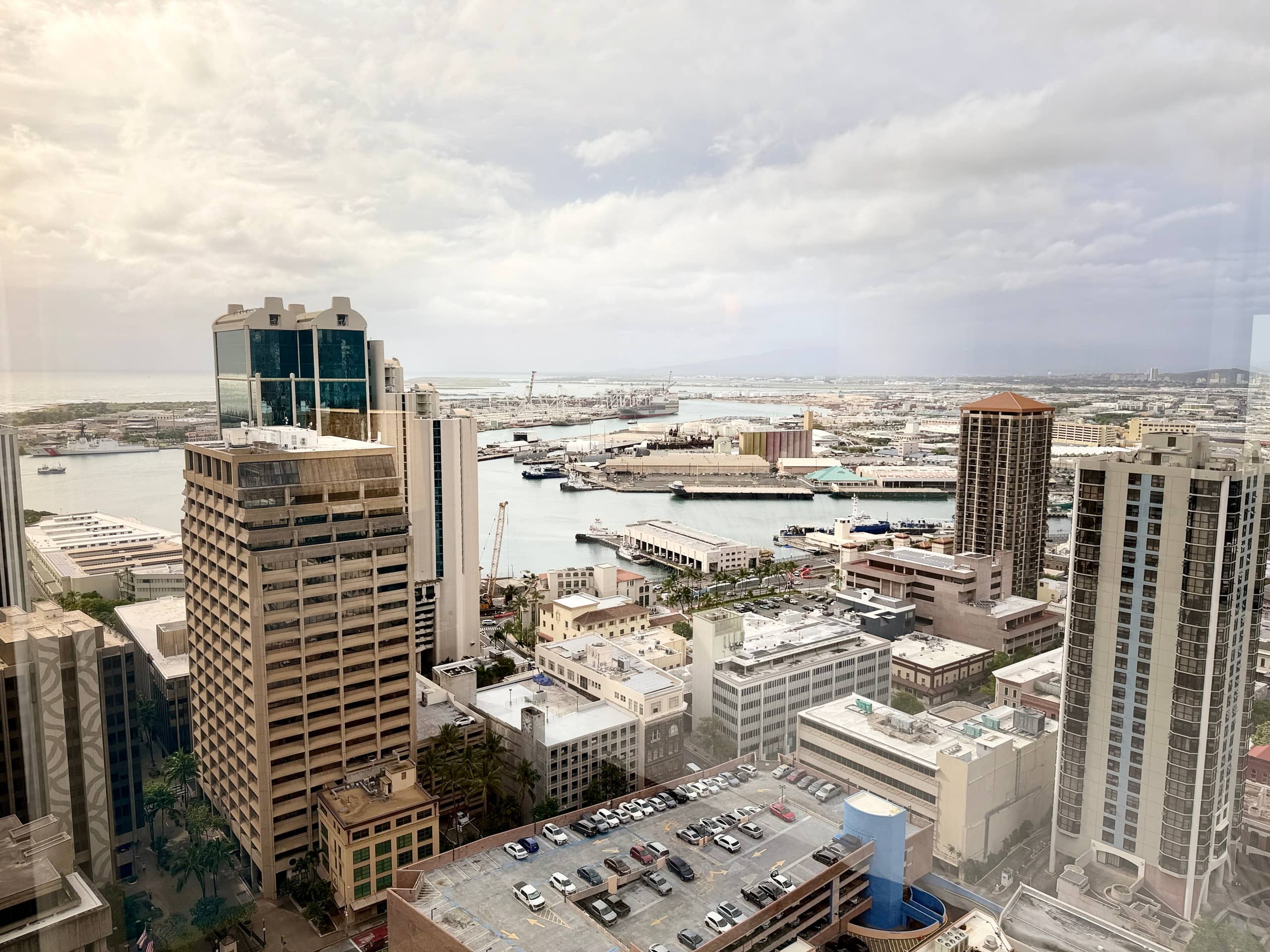 Honolulu Ocean View Condo w/ Free Parking - Image 28