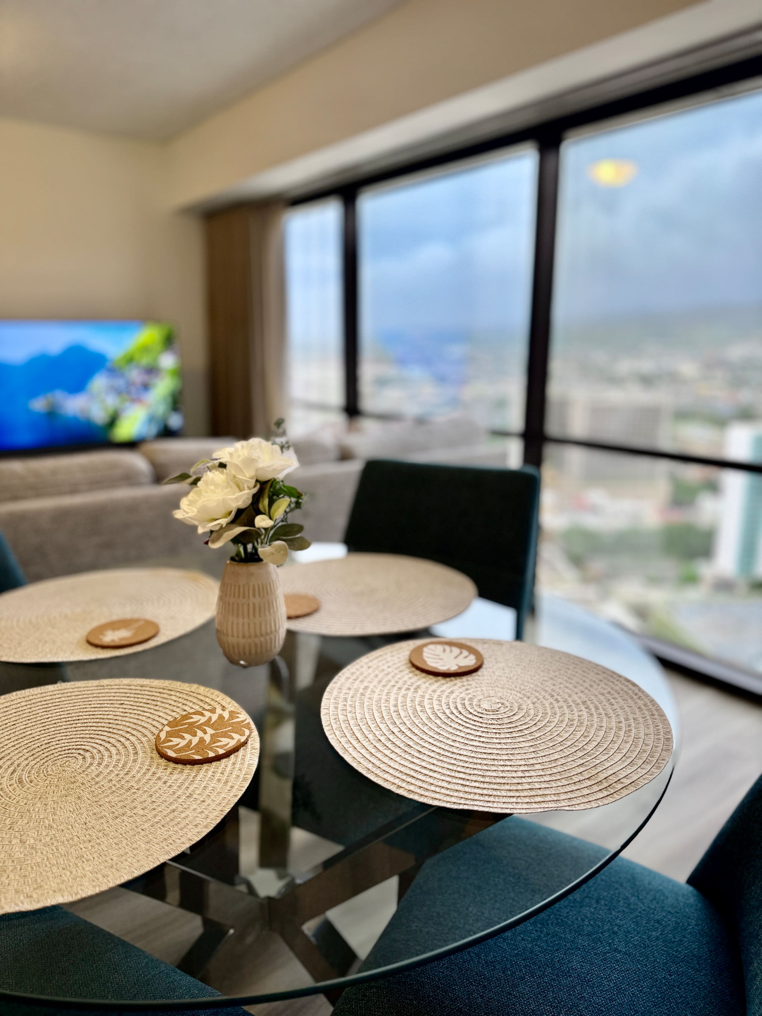 Honolulu Ocean View Condo w/ Free Parking - Image 20