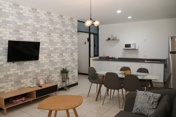 Casa Cactus | Centro De Guadalajara | 8 Huéspedes - Guadalajara, México