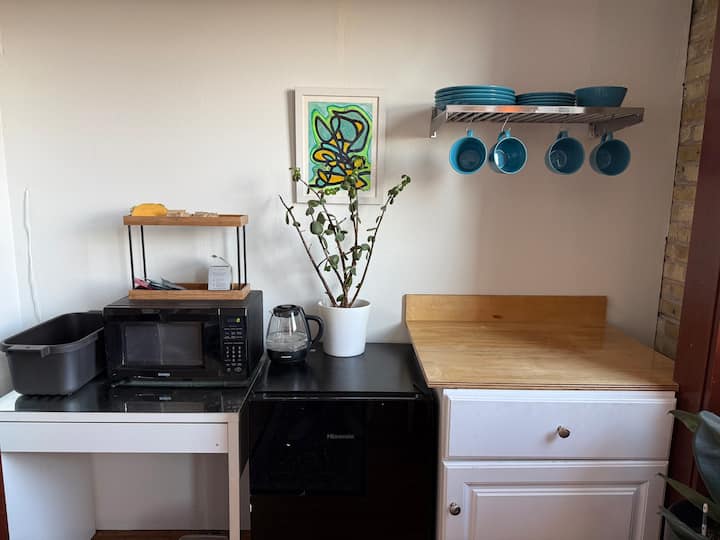 Gallery Apartment - Milwaukee, WI