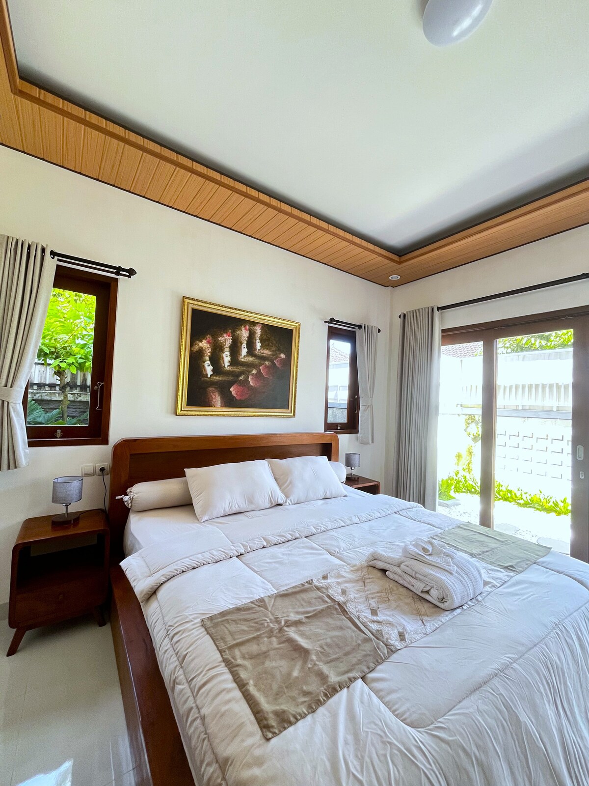 Home in Mengwi · 2 bedrooms · 2 beds · 2 private baths, συγκρίσιμο Airbnb