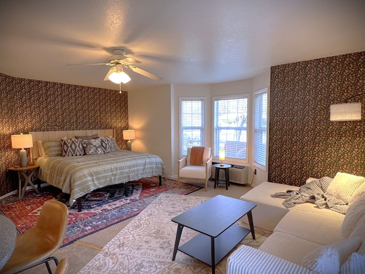 Dragonfly Suite At Grey Hawk • Kitchen! | Pets Ok - Lake Lure, NC