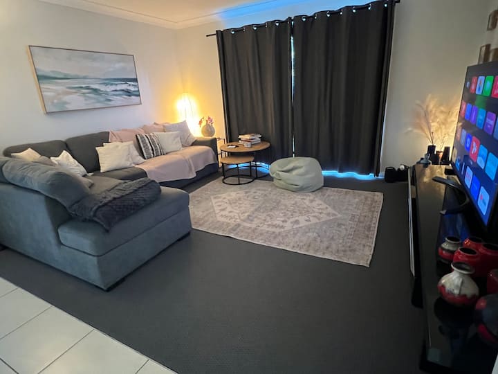 Lovely Room In A Spacious House Near Bribie Island - Bribie Island