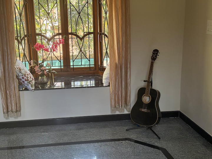 Living room 1 image 4