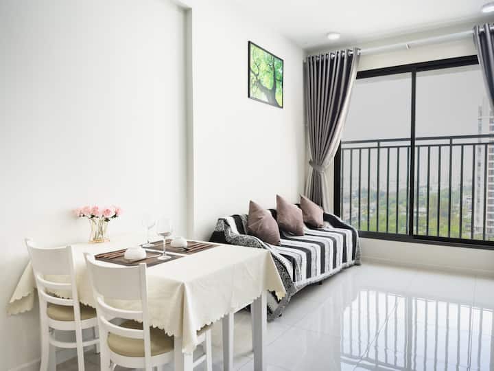 Modern Quiet 2br Apt| Free Pool&gym| 30m To Tsn - Ho Chi Minh