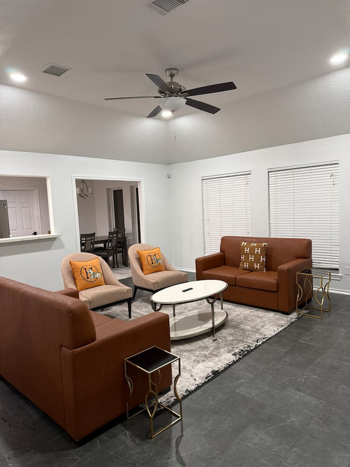 Luxurious And Fun - Pasadena, TX