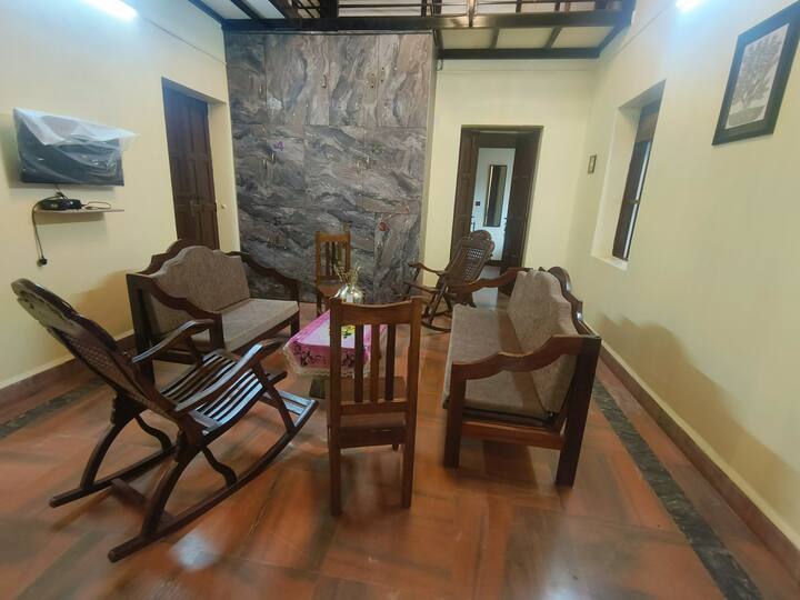 Living room image 1