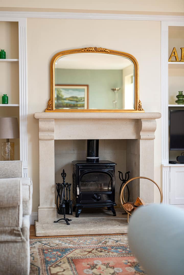 Cotswold Waterfront Retreat With Stunning Views. - Cotswolds