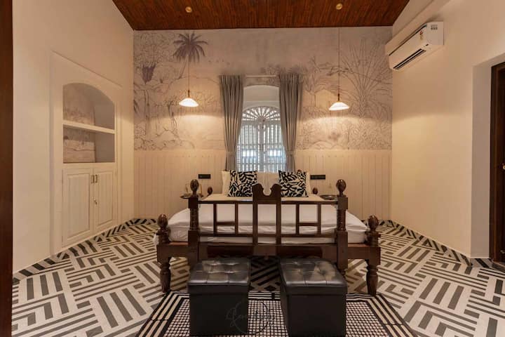 Bedroom 1 image 1