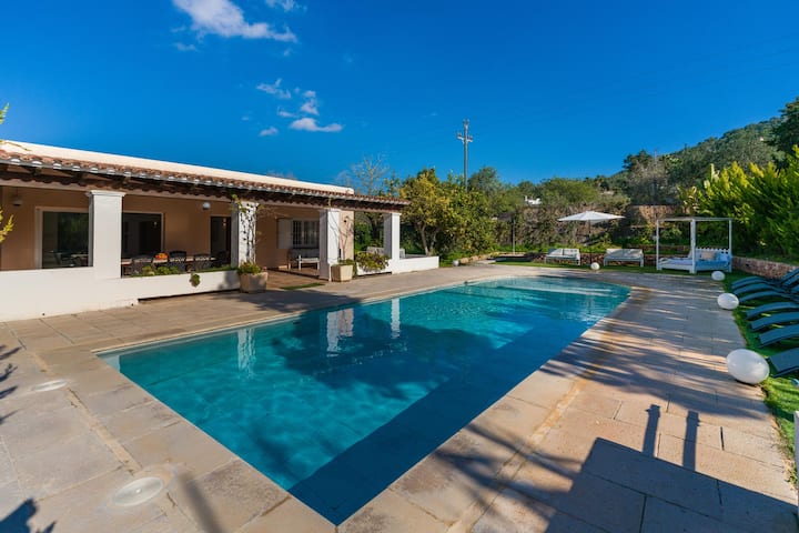 Villa Dos Higueras, 4hab-piscina Privada En Jesus - Ibiza (town)