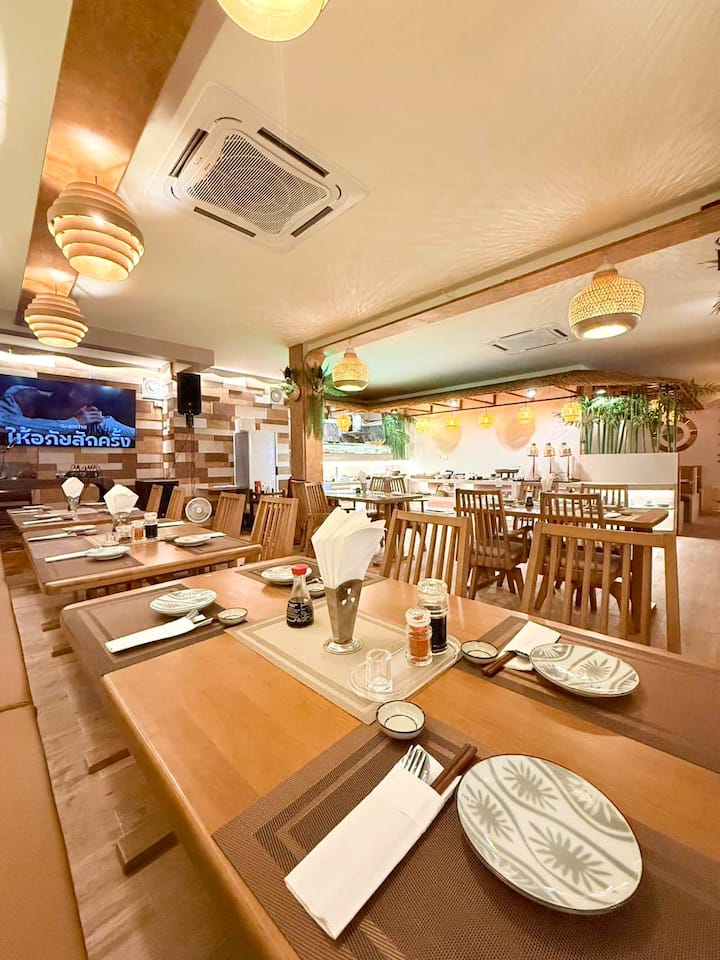 Romantic Pool View Suites - Prime Location - タオ島