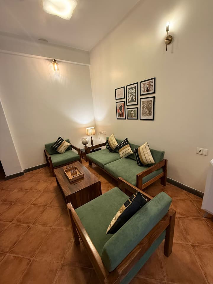 Living room image 2
