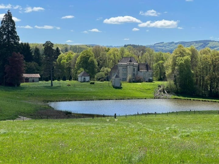 Overnachten In "Le Beau Chateau" - Bourganeuf