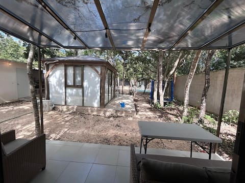 Top Airbnb: Marseille Cabin Near the Airport in Alfredo V. Bonfil