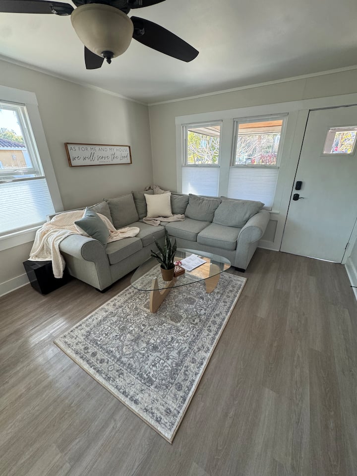Cozy 2br Home• Orlando Near Downtown & Hospitals - 溫特帕克