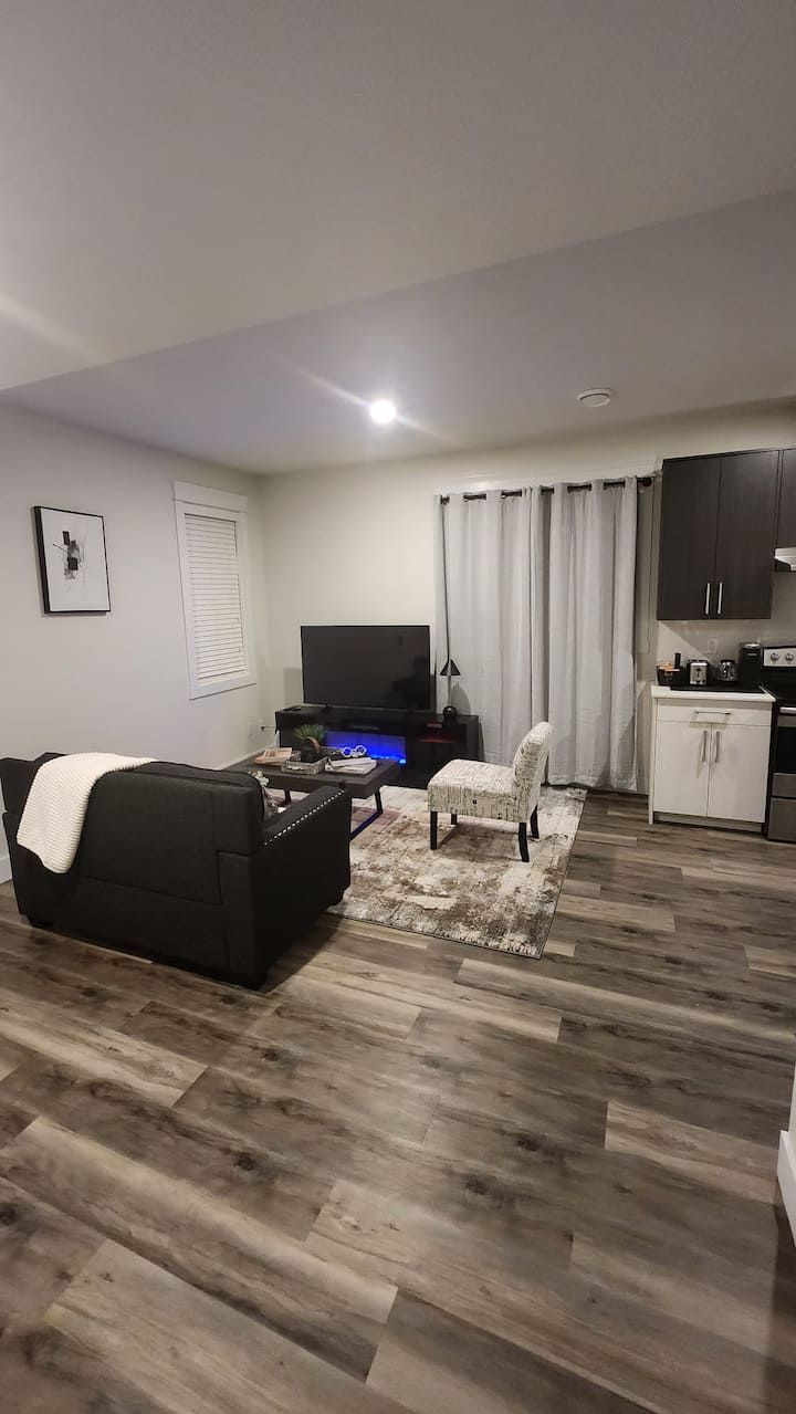 Hepzibah's Luxe - Prince George