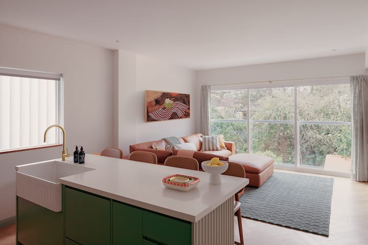 Bondi Salt & Surf 3 Bedroom Apartment With Parking - Bondi Beach