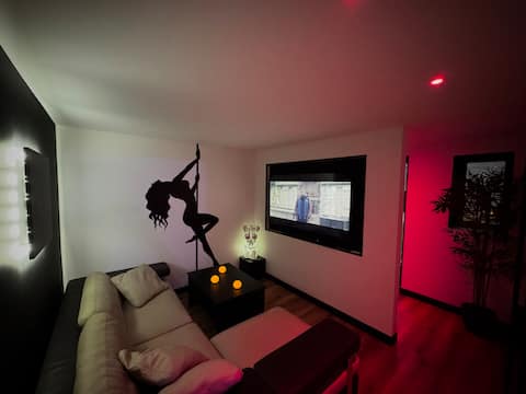 Popular Airbnb listing: Exclusive Loveroom - Spa - Sauna - Secret Room in Pas De Calais