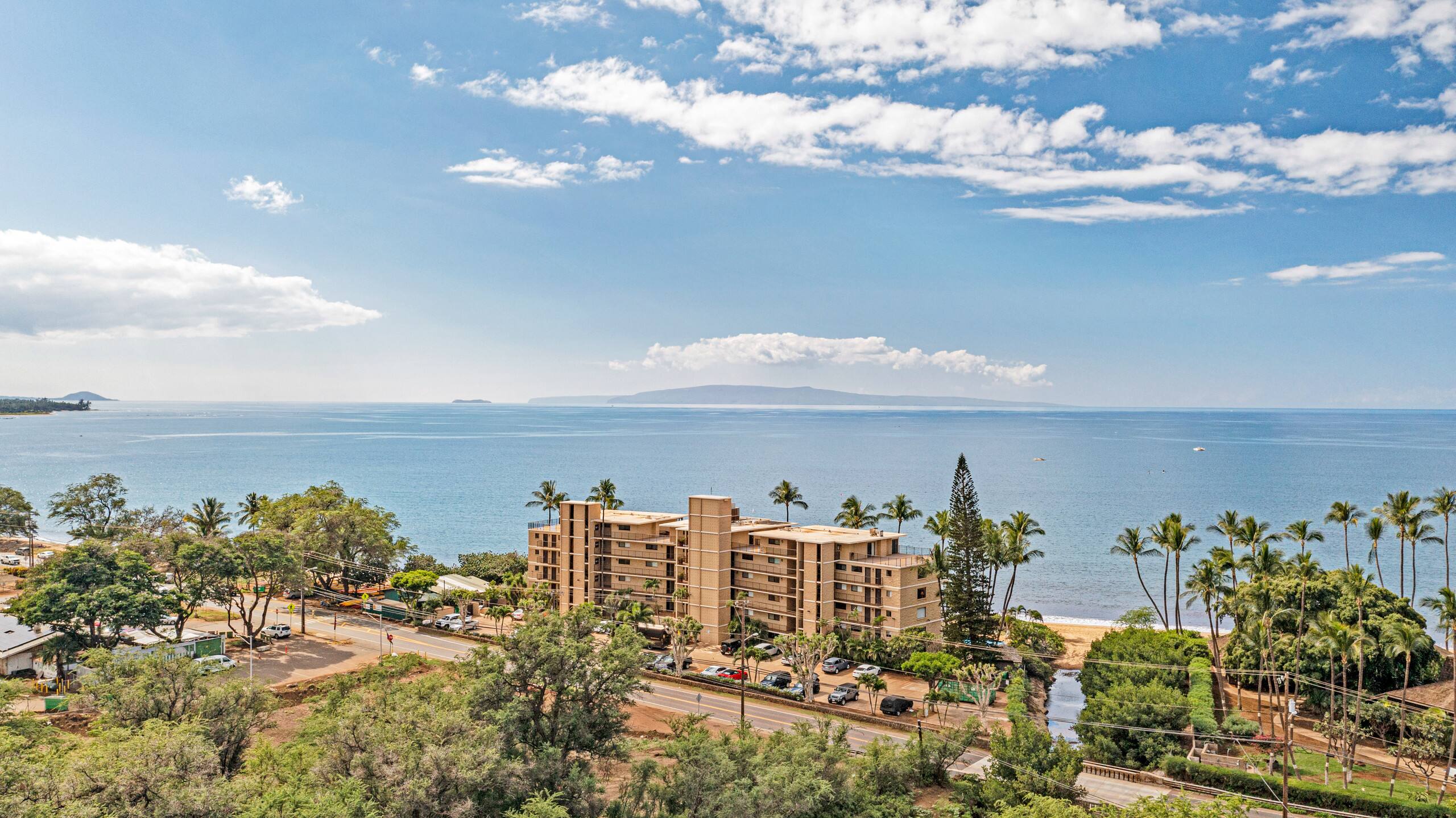 Sun & Stunning Oceanfront Sunsets–Kihei Beach #505 - Image 39
