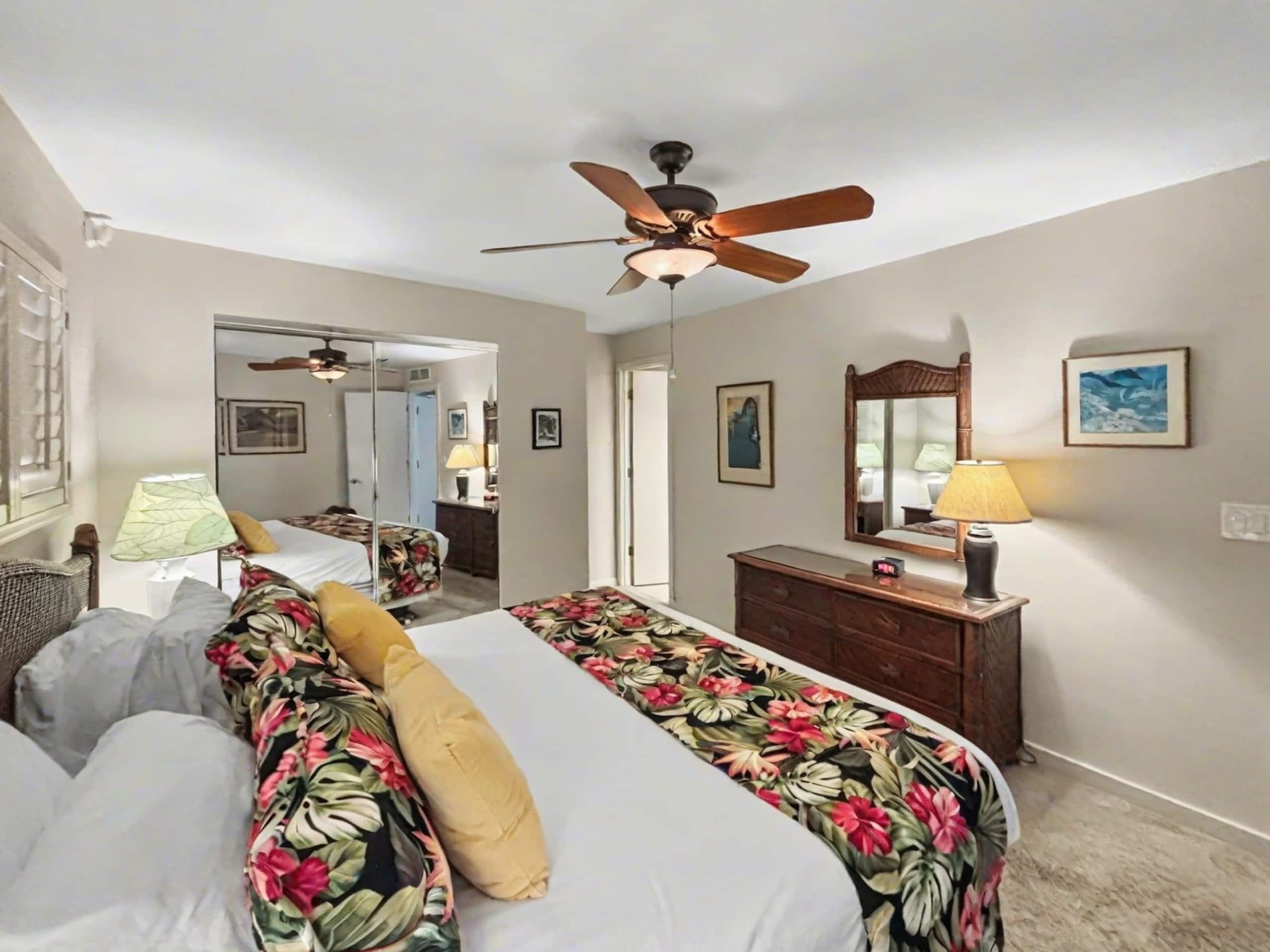 Sun & Stunning Oceanfront Sunsets–Kihei Beach #505 - Image 16