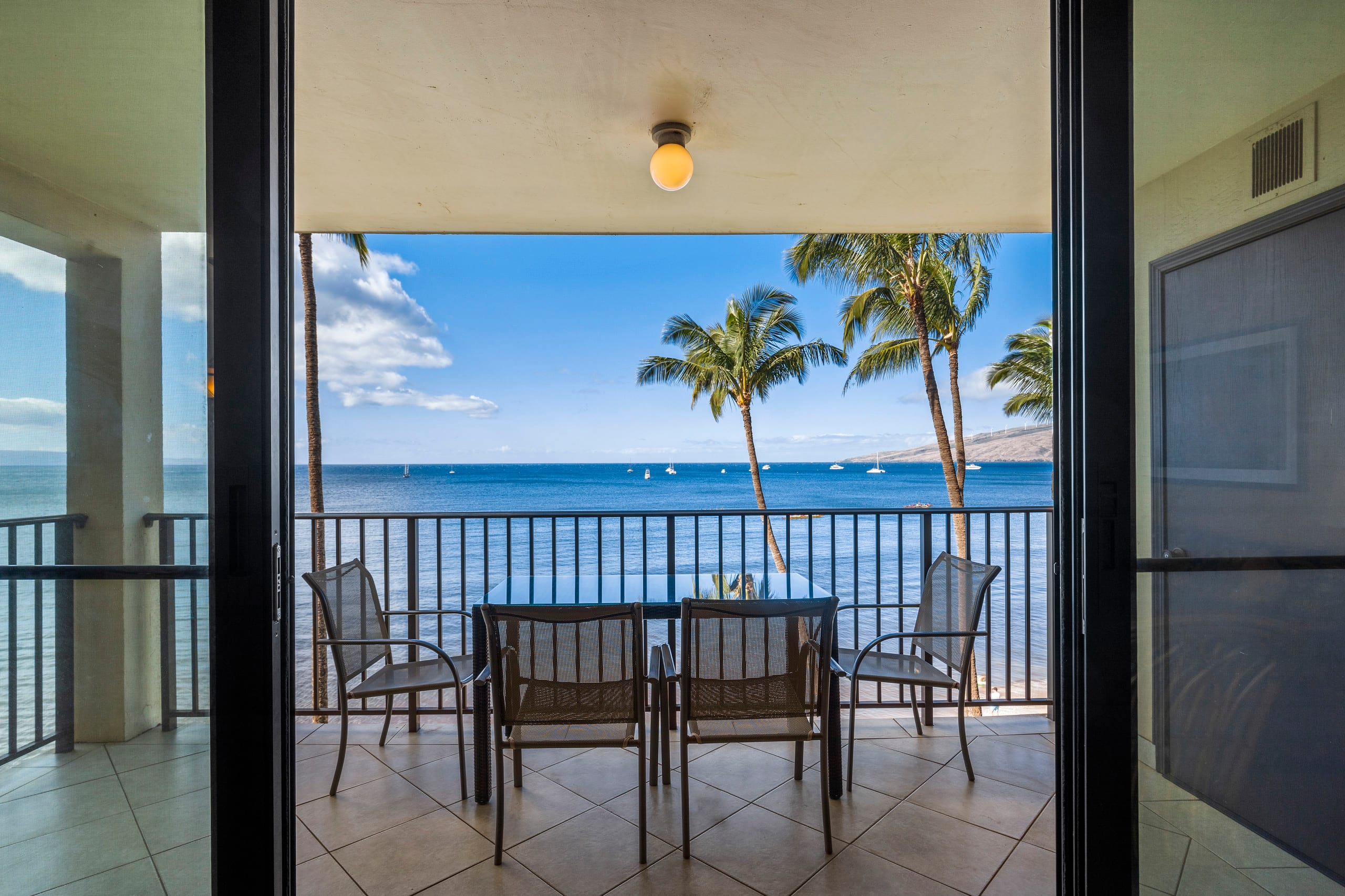 Sun & Stunning Oceanfront Sunsets–Kihei Beach #505 - Image 10